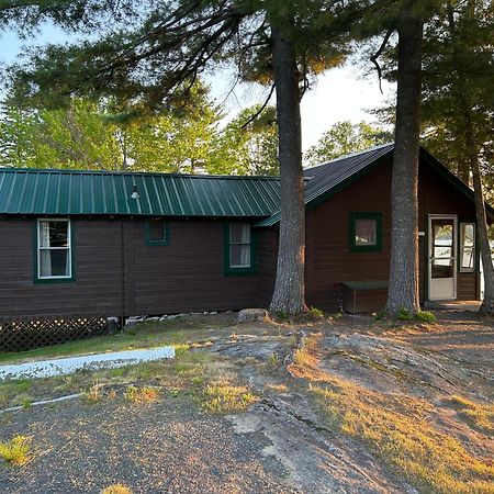 Long Lake Paddler'S Rest Lakeside Cabins And Motel מראה חיצוני תמונה