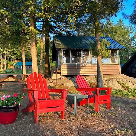 Long Lake Paddler'S Rest Lakeside Cabins And Motel מראה חיצוני תמונה